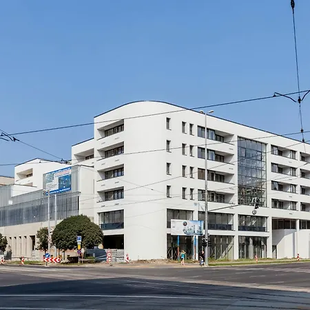 Rebany 2 Free Parking, Location Lejlighed