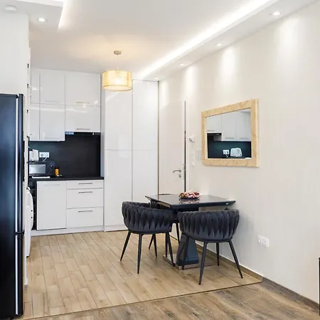 Rebany 2 Free Parking, Location Apartamento