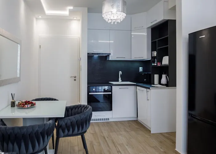Rebany 2 Free Parking, Location Debrecen